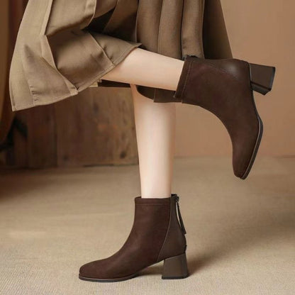 Bottes en Daim Style Français à Talons Épais  – Le Must-Have !